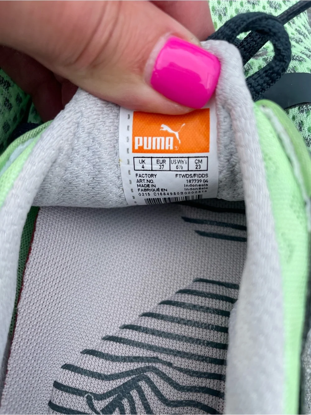 Women’s Puma Mint Green and Gray Knit Training Sneakers 6 1/2 ✨BRAND NEW✨